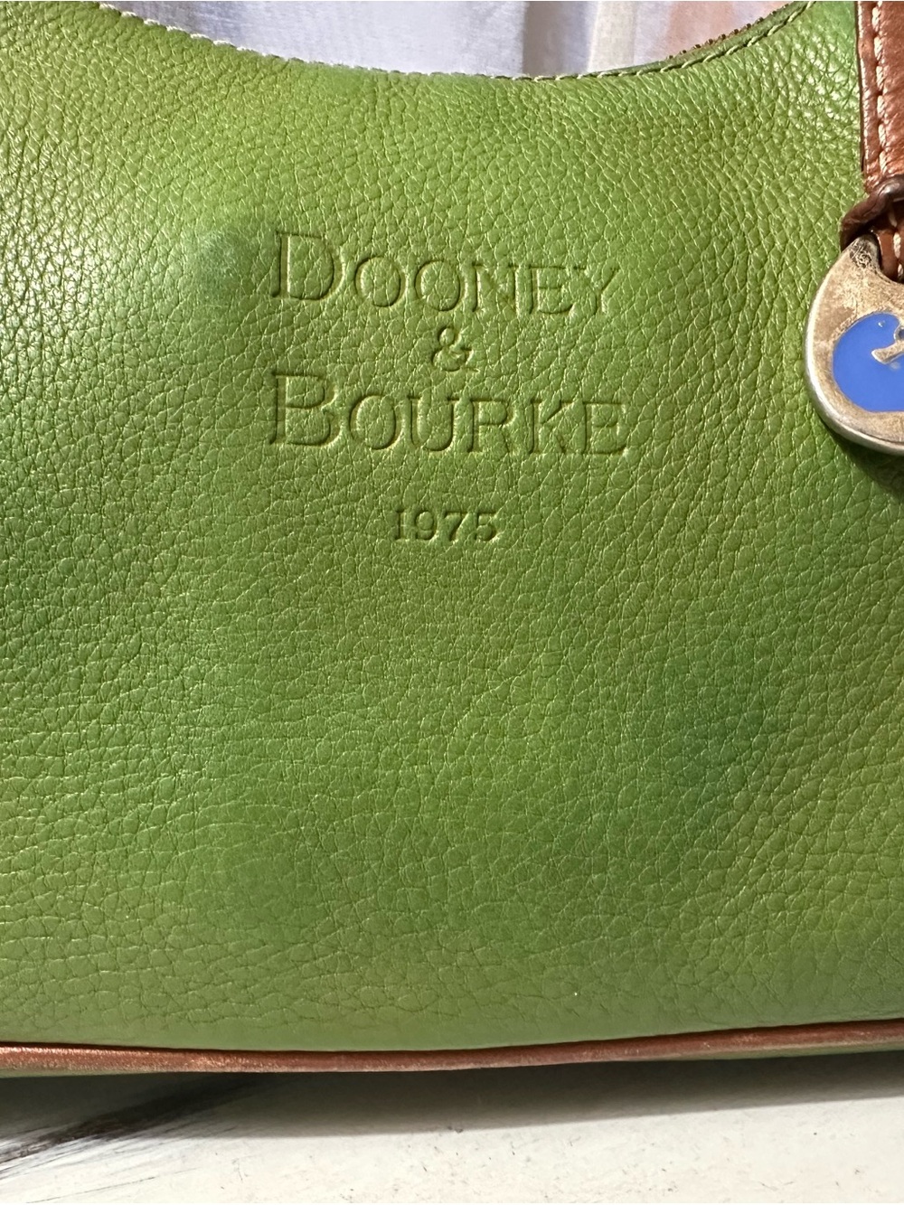 Dooney & Bourke Green Pebbled Leather Shoulder Bag with Brown Trim - Picture 2 of 13